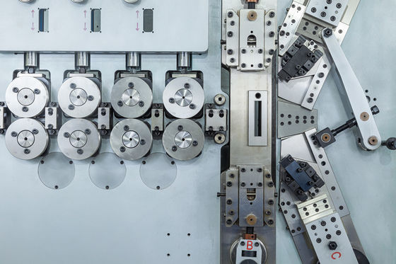 XD -680 모형 자동 귀환 제어 장치 동의 체계를 가진 3.00 - 8.00mm CNC 봄 감기는 기계
